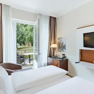 Отель Austria Trend Parkhotel Schoenbrunn