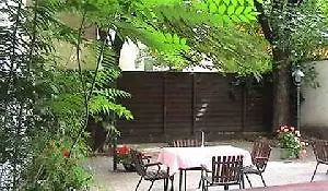 Hotel Mate Dependance Viena