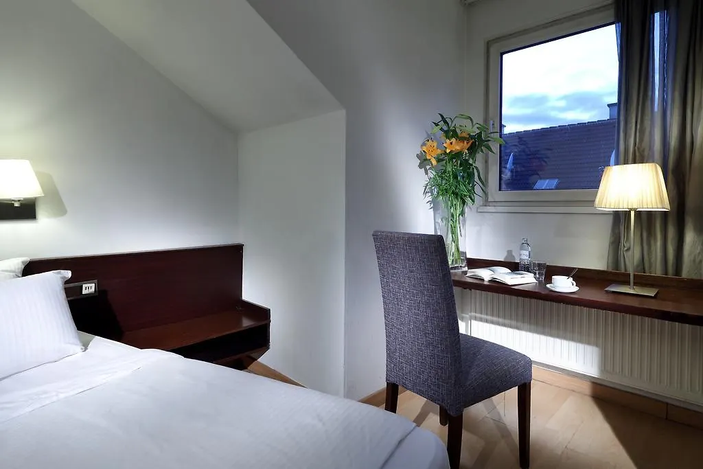 Hotel Mate Dependance Viena