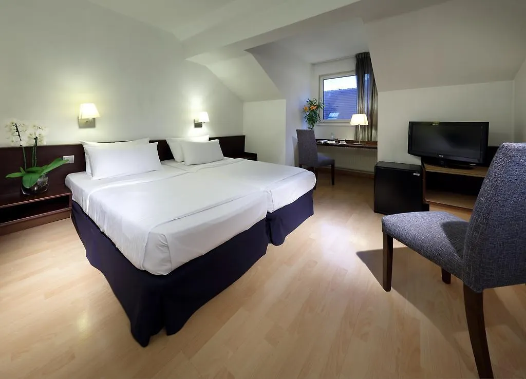 Hotel Mate Dependance Viena