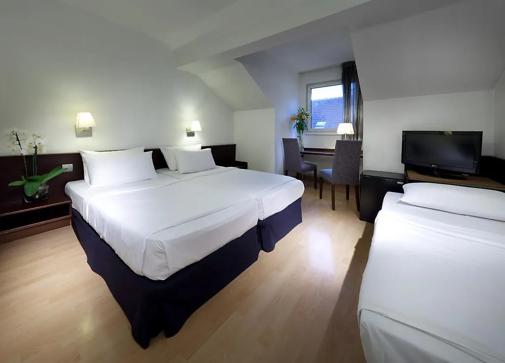 Hotel Mate Dependance Viena