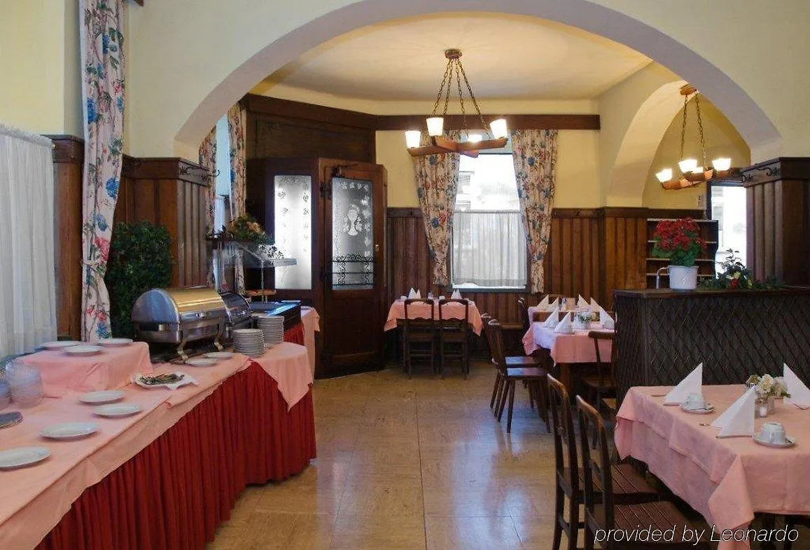 Hotel Mate Dependance Viena 3*,