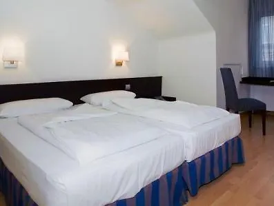 Hotel Mate Dependance Viena 3*,  Austria