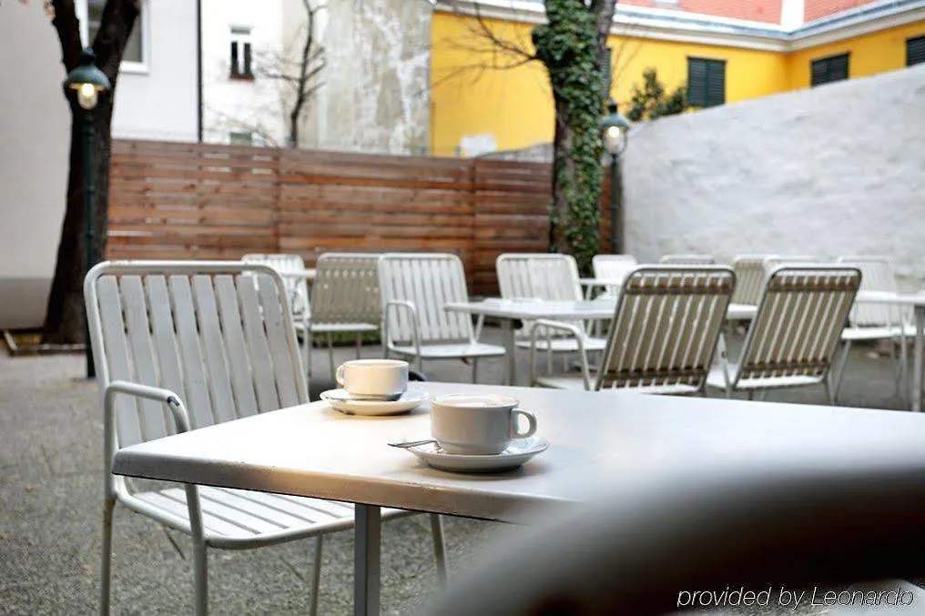 Hotel Mate Dependance Viena 3*,
