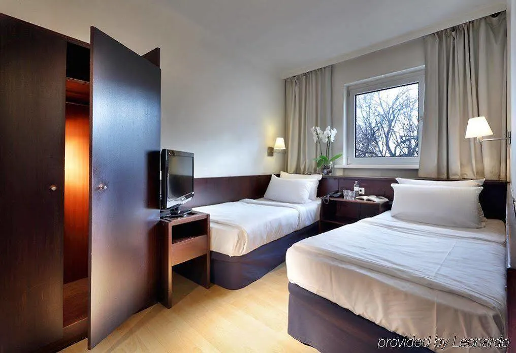 Hotel Mate Dependance Viena