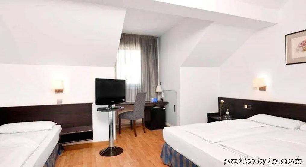 Hotel Mate Dependance Viena